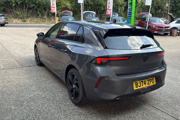 Used Vauxhall Astra 2024 for sale - 75145466: Photo 2