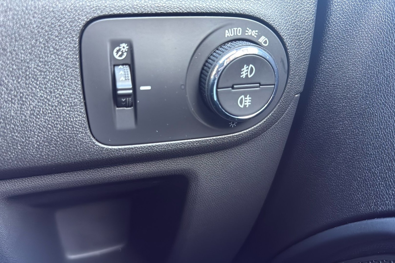 Used Vauxhall Crossland 2021 for sale - 76442538: Photo 21