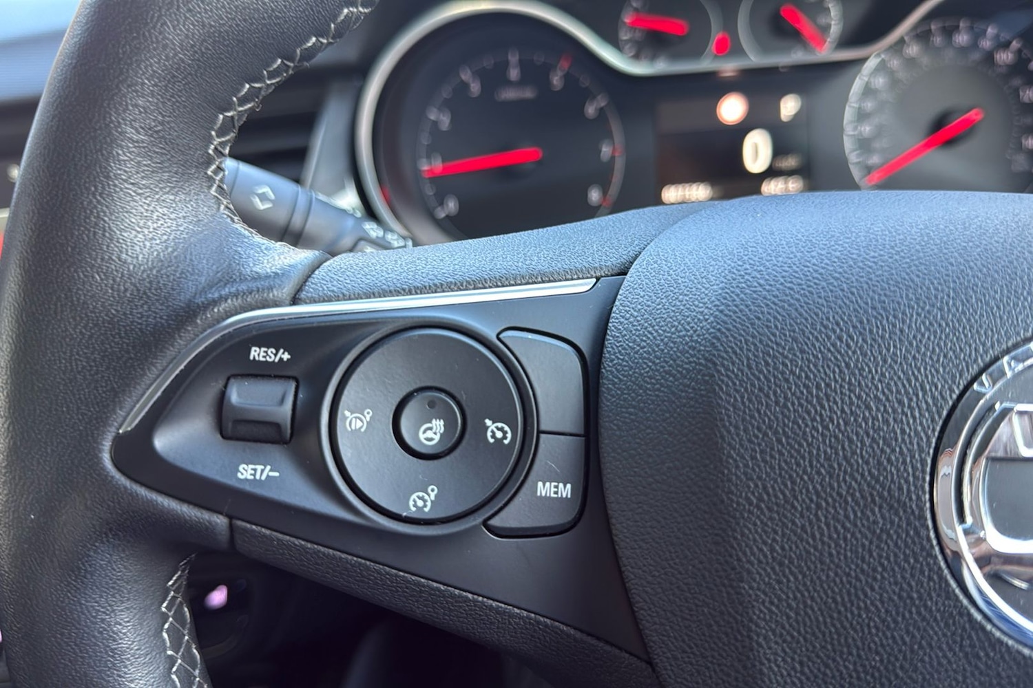 Used Vauxhall Crossland 2021 for sale - 76442538: Photo 36