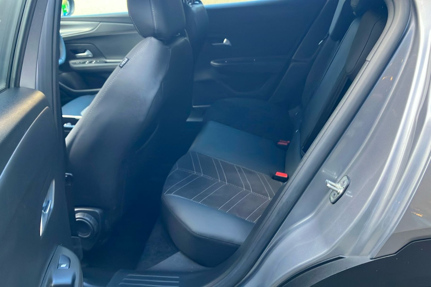 Used Vauxhall Mokka Electric 2025 for sale - 78027020: Photo 6