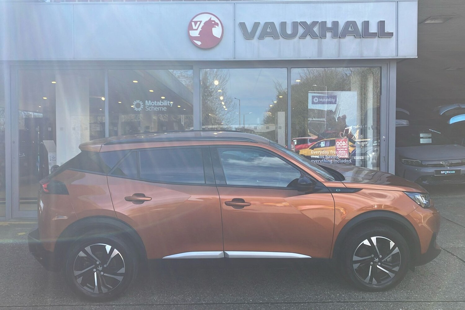 Used Peugeot E-2008 2022 for sale - 78027015: Photo 6