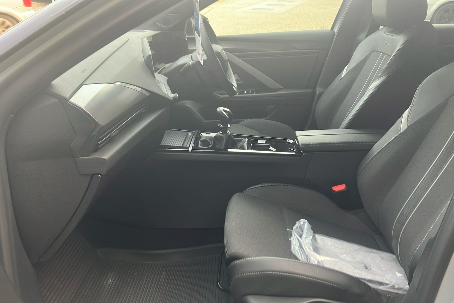 Used Vauxhall Astra 2025 for sale - 77886631: Photo 3