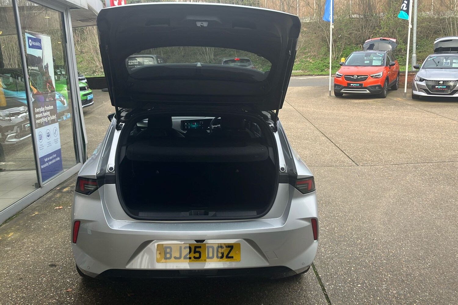 Used Vauxhall Astra 2025 for sale - 77886631: Photo 35