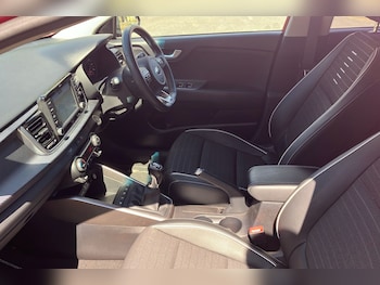 Used Kia Rio 2020 for sale - 76413075: Photo