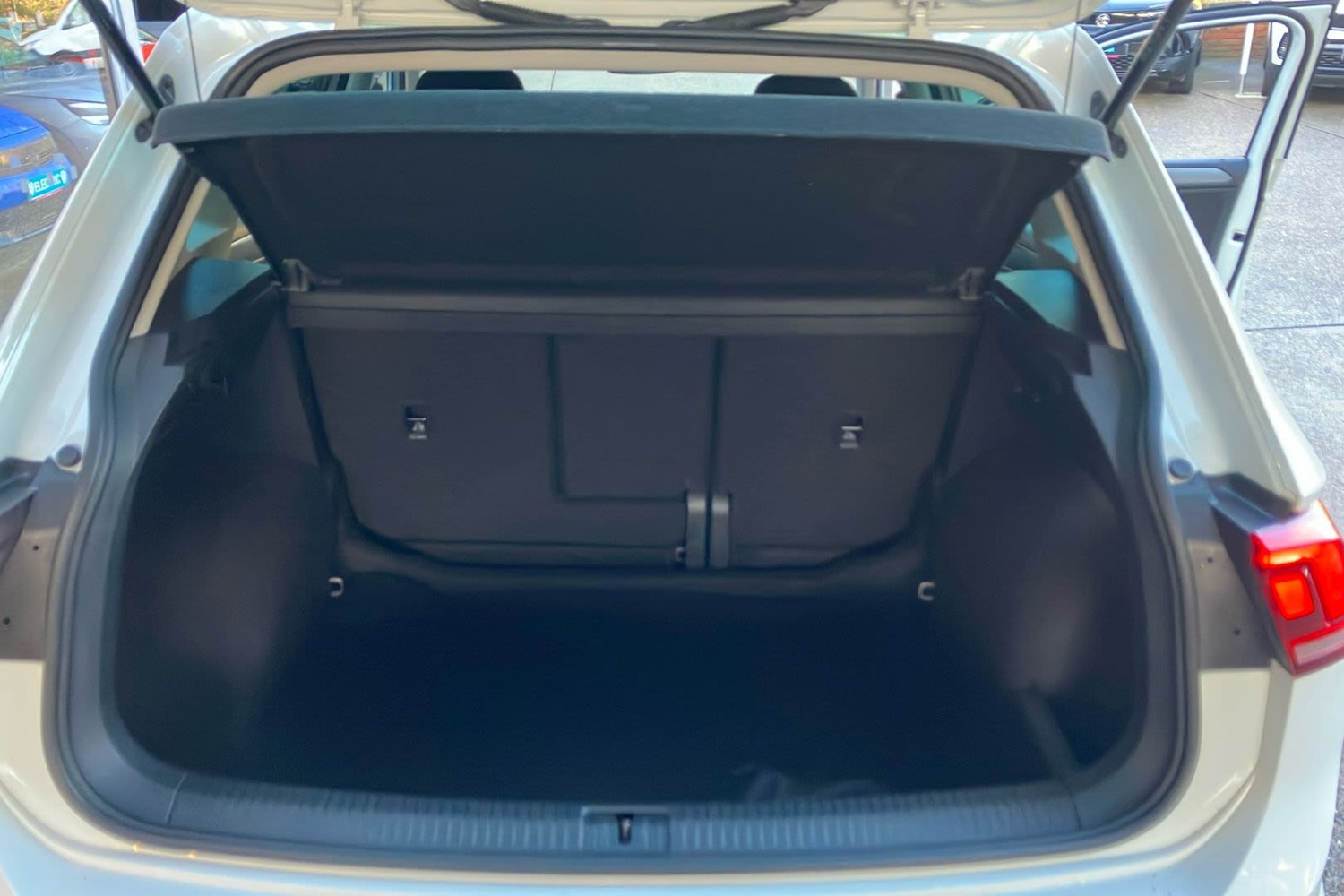 Used Volkswagen Tiguan 2022 for sale - 76805213: Photo 37