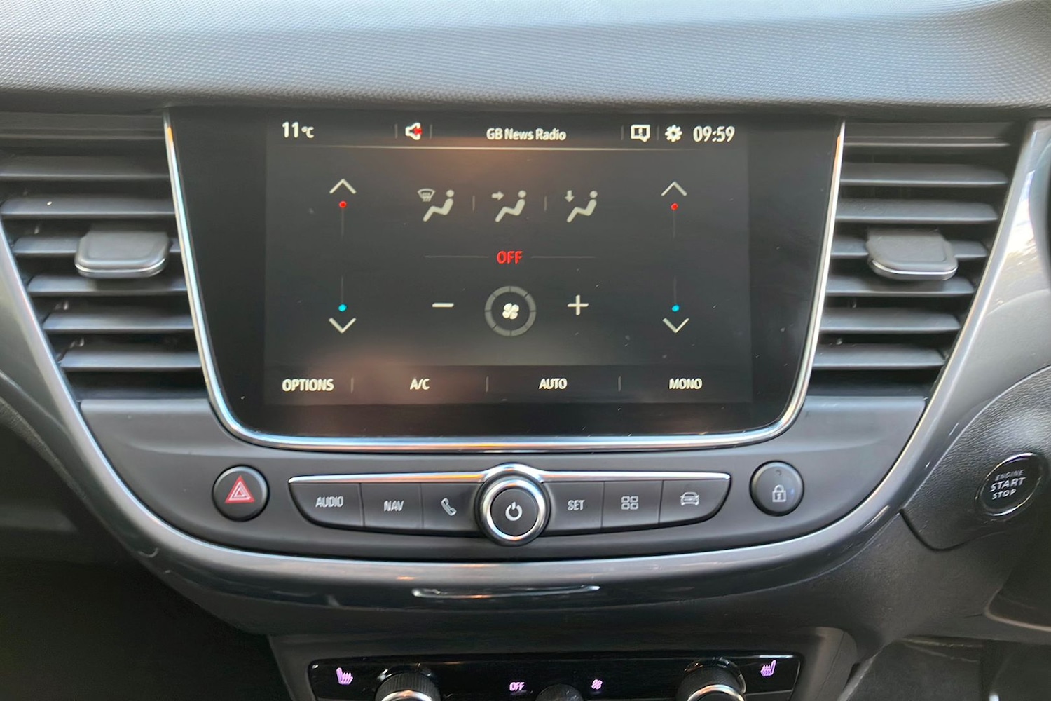 Used Vauxhall Crossland 2024 for sale - 76114789: Photo 14