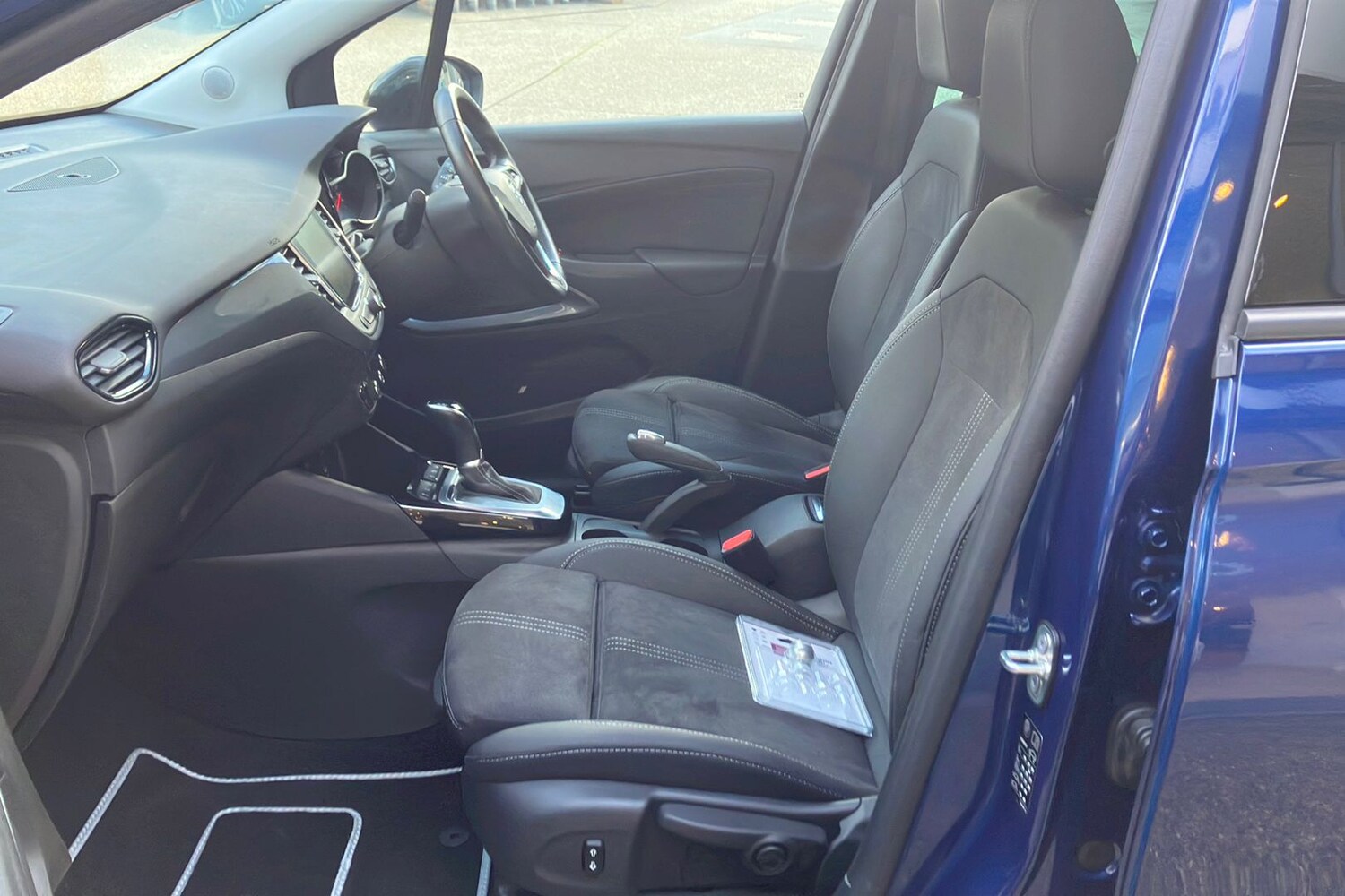 Used Vauxhall Crossland 2024 for sale - 76114789: Photo 3