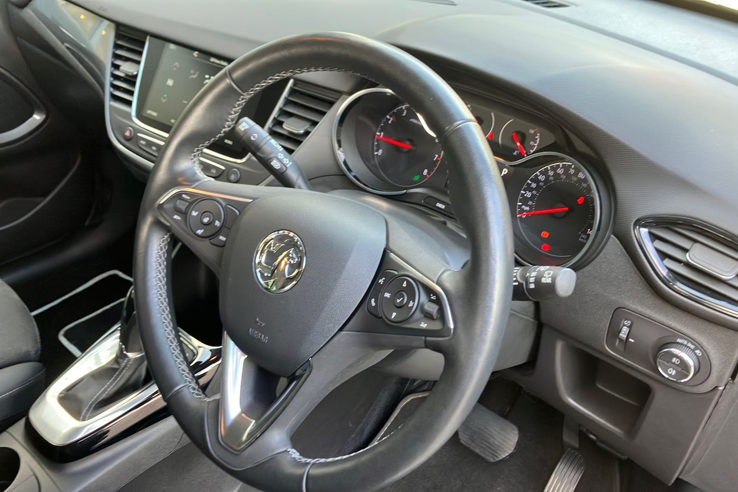 Used Vauxhall Crossland 2024 for sale - 76114789: Photo 37