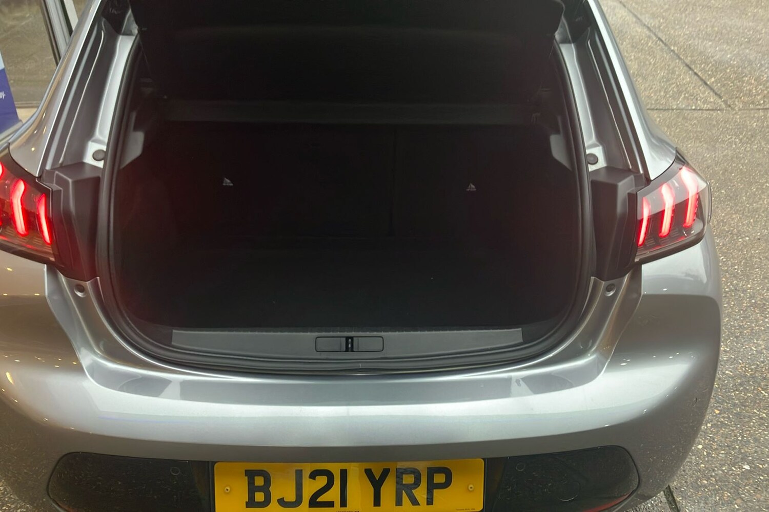 Used Peugeot 208 2021 for sale - 77584322: Photo 12