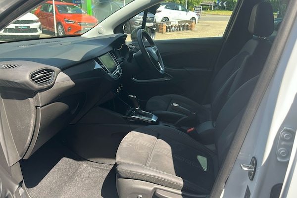 Used Vauxhall Crossland 2022 for sale - 76243489: Photo 3