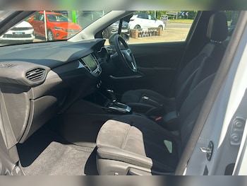 Used Vauxhall Crossland 2022 for sale - 76243489: Photo 3