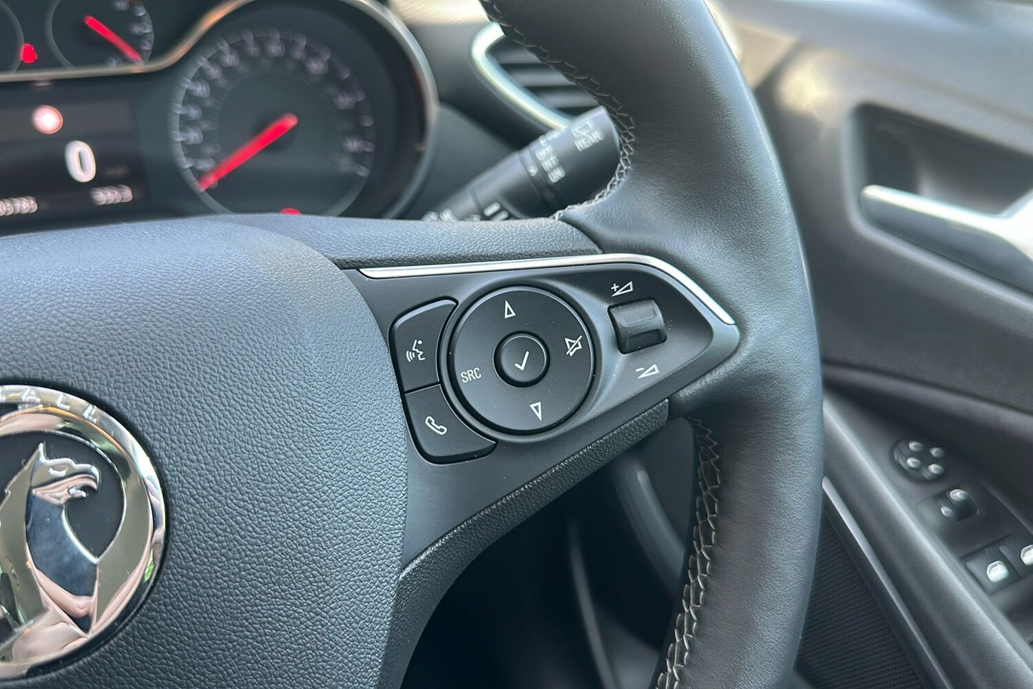 Used Vauxhall Crossland 2022 for sale - 76243489: Photo 43