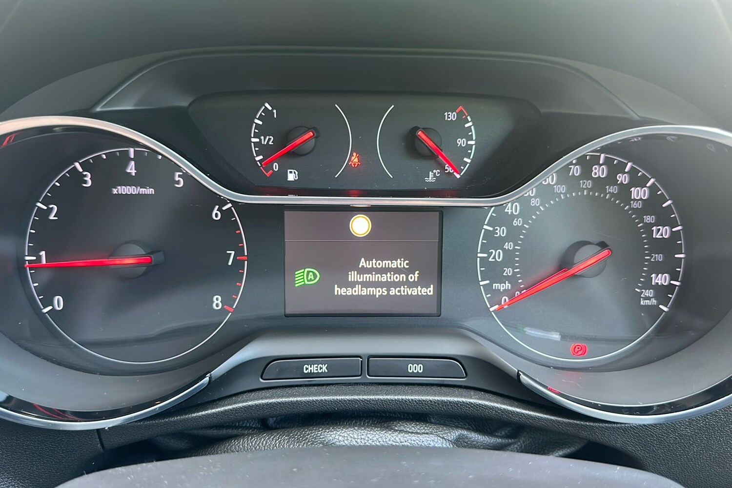 Used Vauxhall Crossland 2022 for sale - 76243489: Photo 44