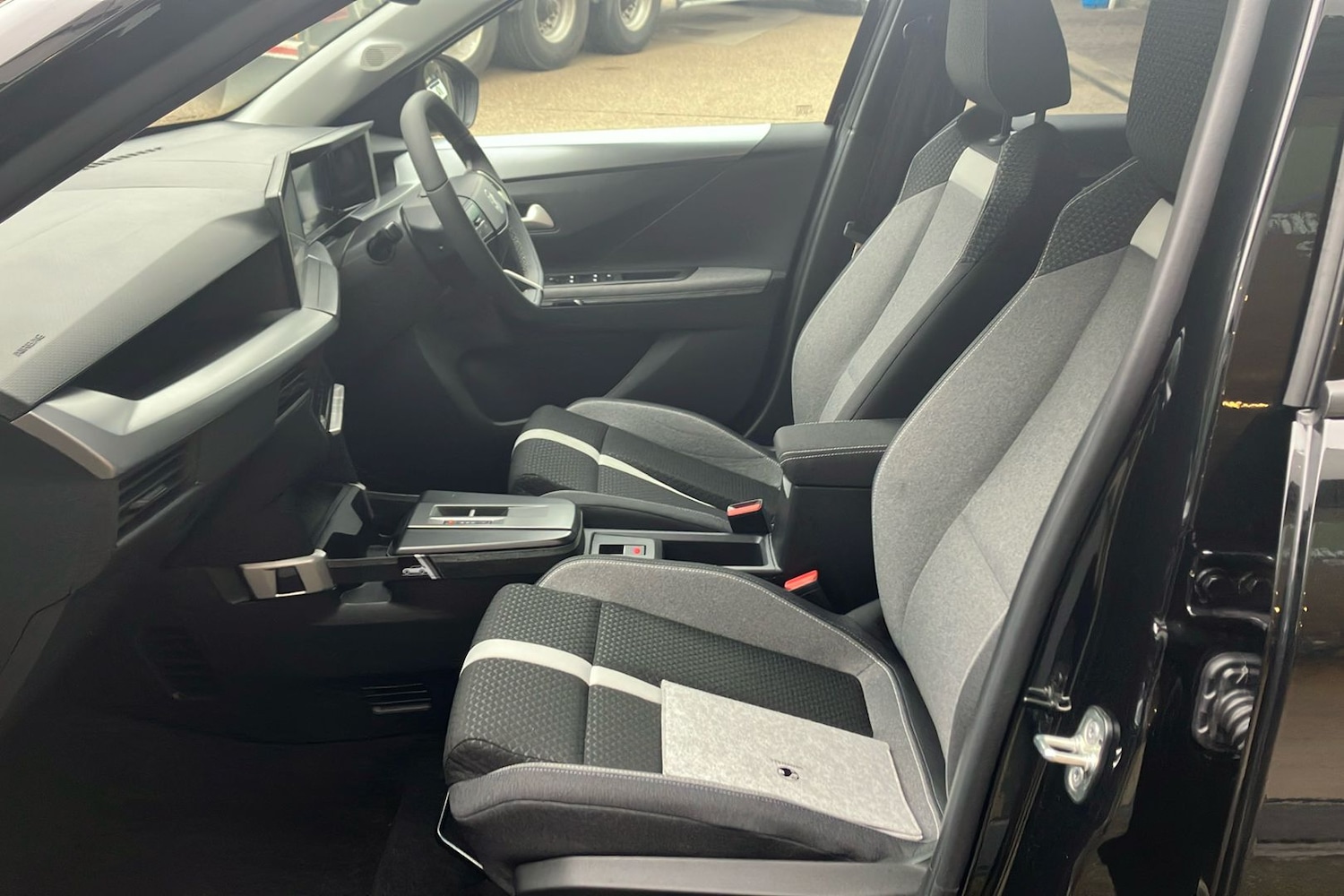 Used Vauxhall Frontera 2025 for sale - 77632358: Photo 3