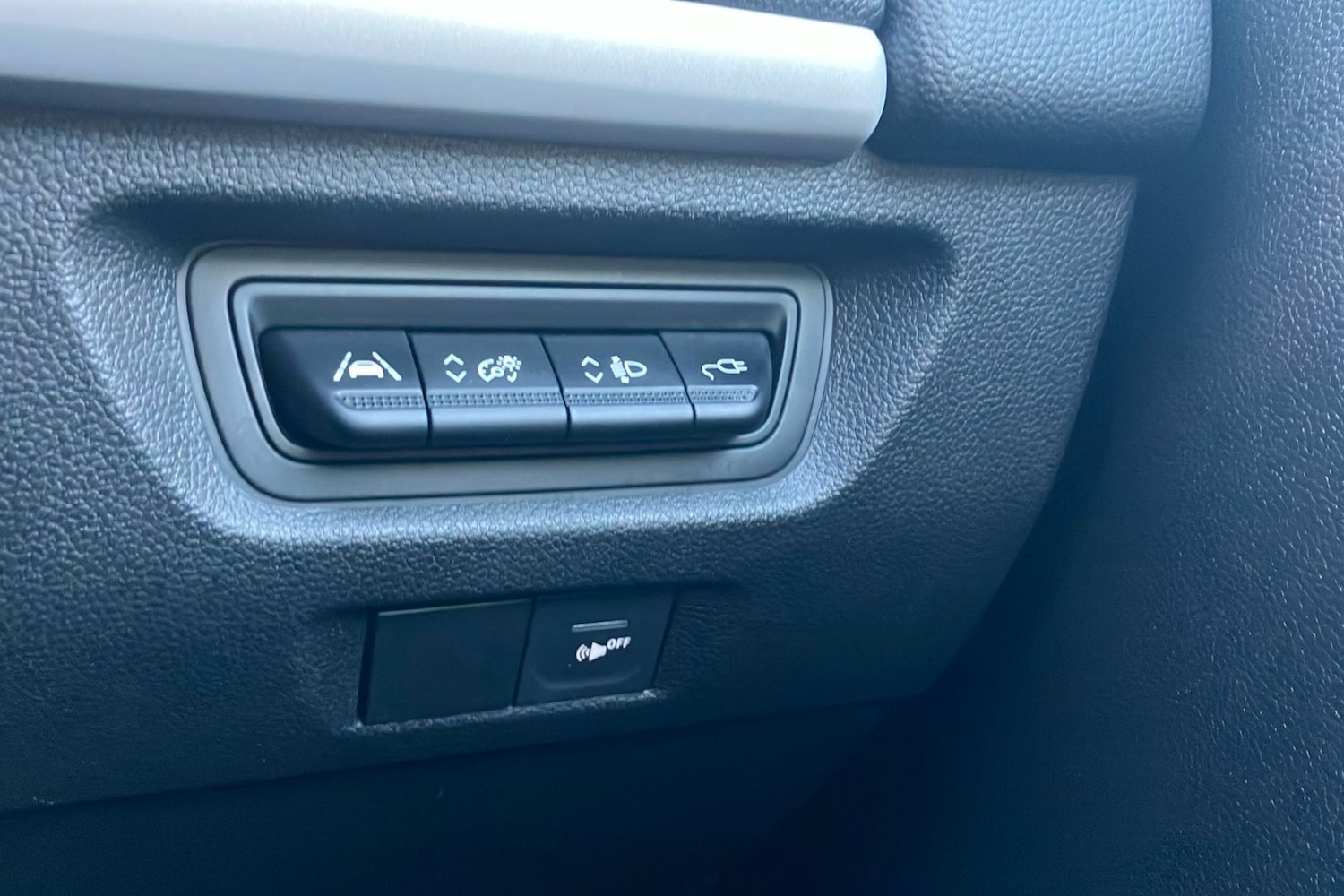 Used Renault Zoe 2020 for sale - 77034183: Photo 21