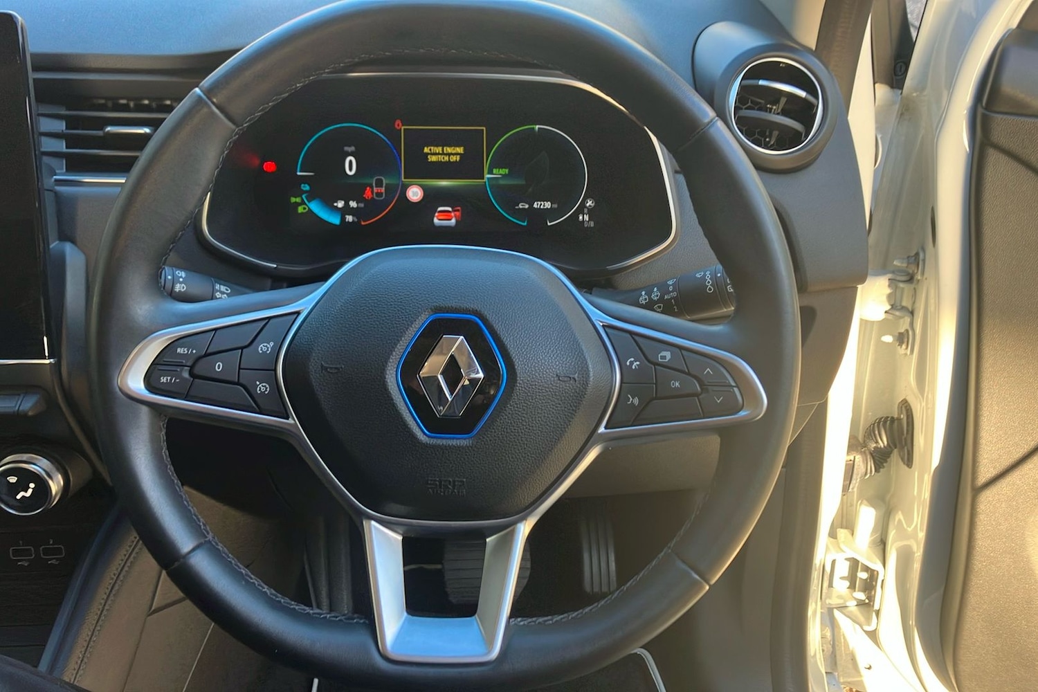 Used Renault Zoe 2020 for sale - 77034183: Photo 33