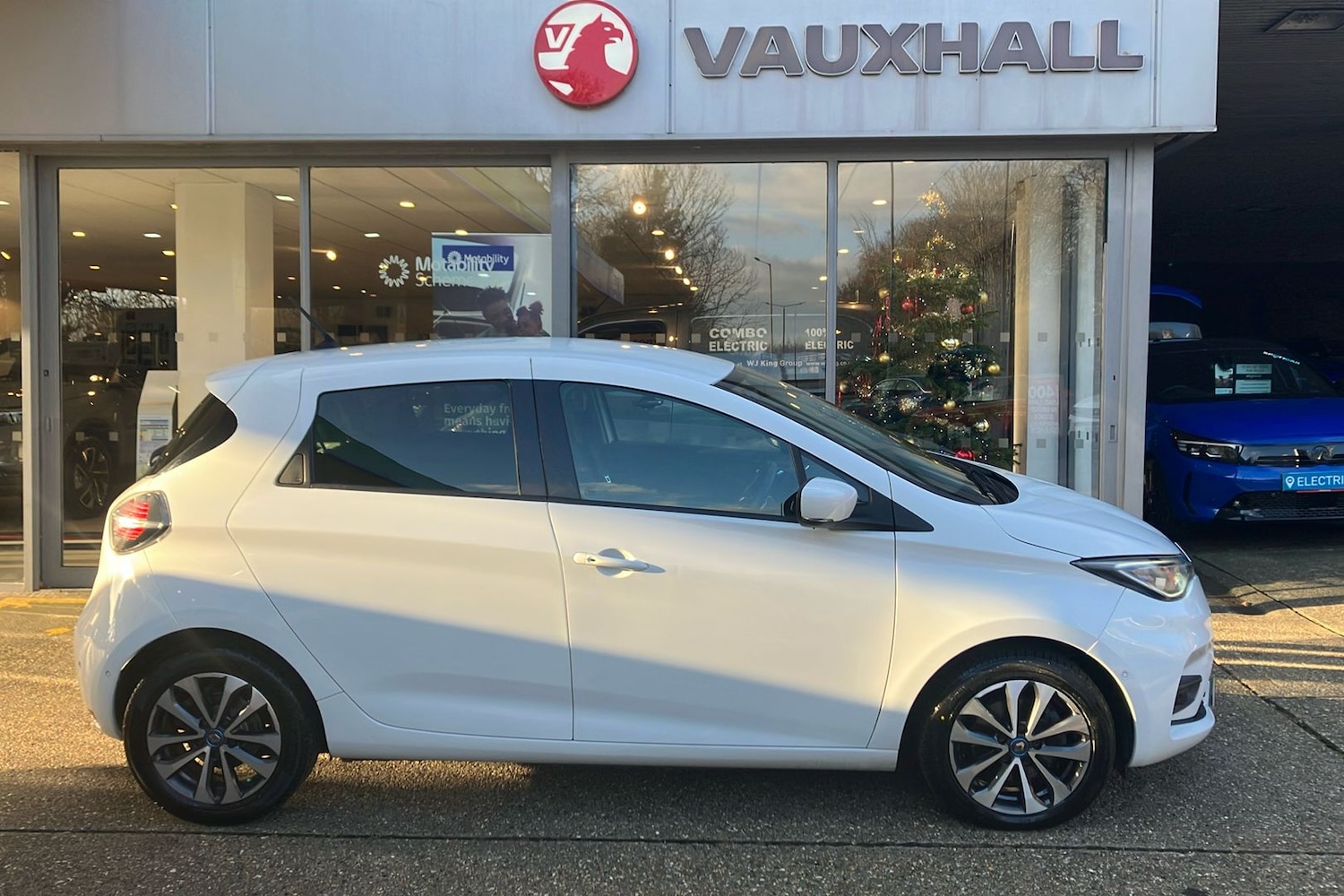 Used Renault Zoe 2020 for sale - 77034183: Photo 6