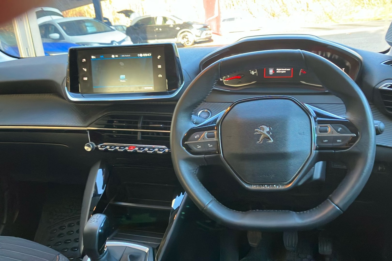 Used Peugeot 208 2023 for sale - 77154230: Photo 12