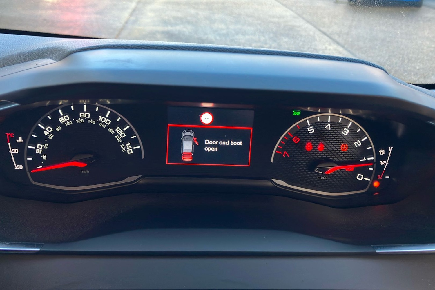 Used Peugeot 208 2023 for sale - 77154230: Photo 27