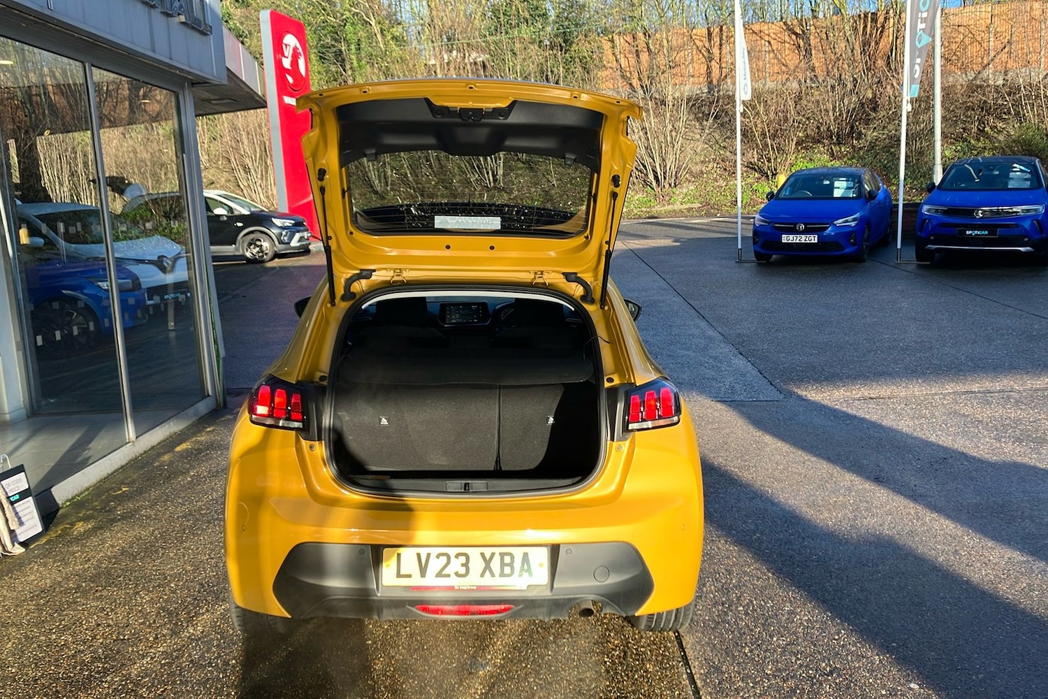 Used Peugeot 208 2023 for sale - 77154230: Photo 38