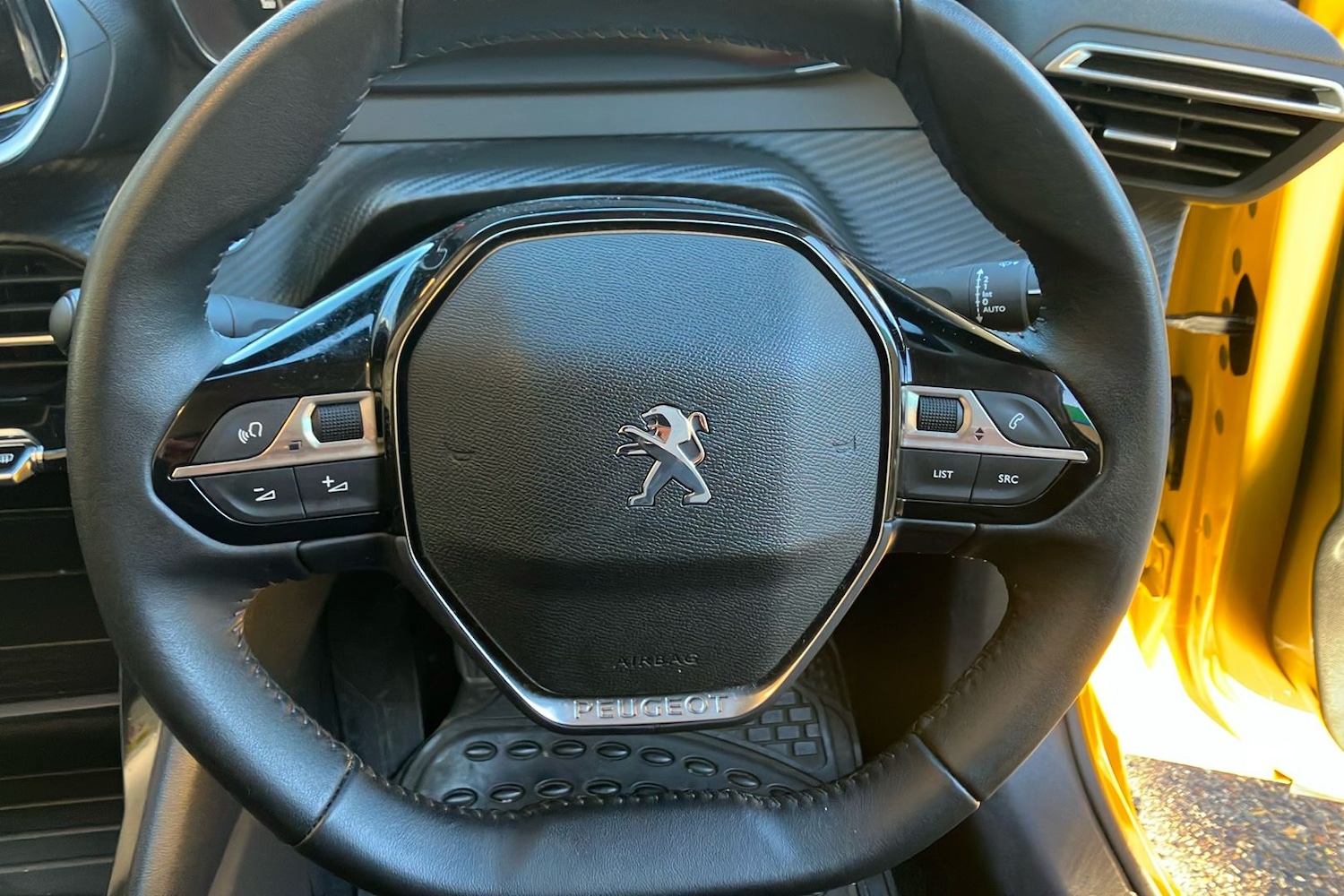 Used Peugeot 208 2023 for sale - 77154230: Photo 40