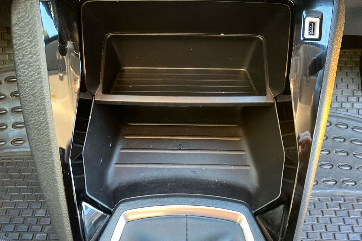 Used Peugeot 208 2023 for sale - 77154230: Photo 43