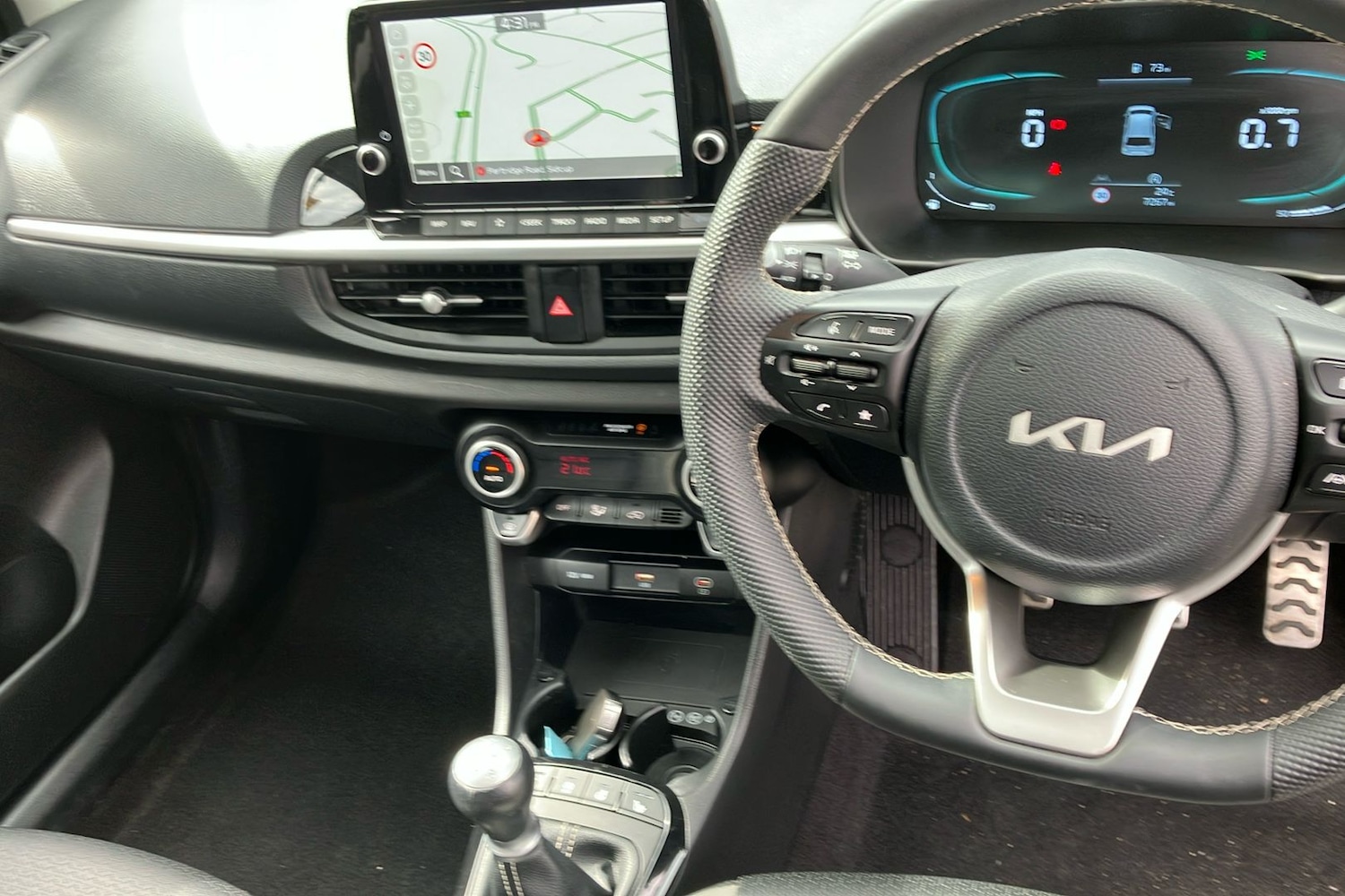 Used Kia Picanto 2024 for sale - 76435983: Photo 11