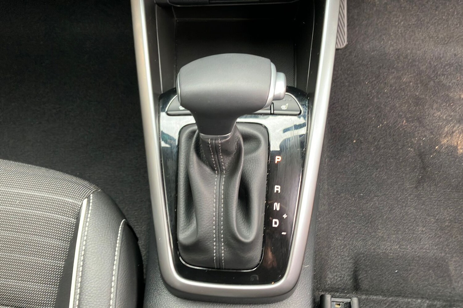 Used Kia Stonic 2025 for sale - 76477676: Photo 17