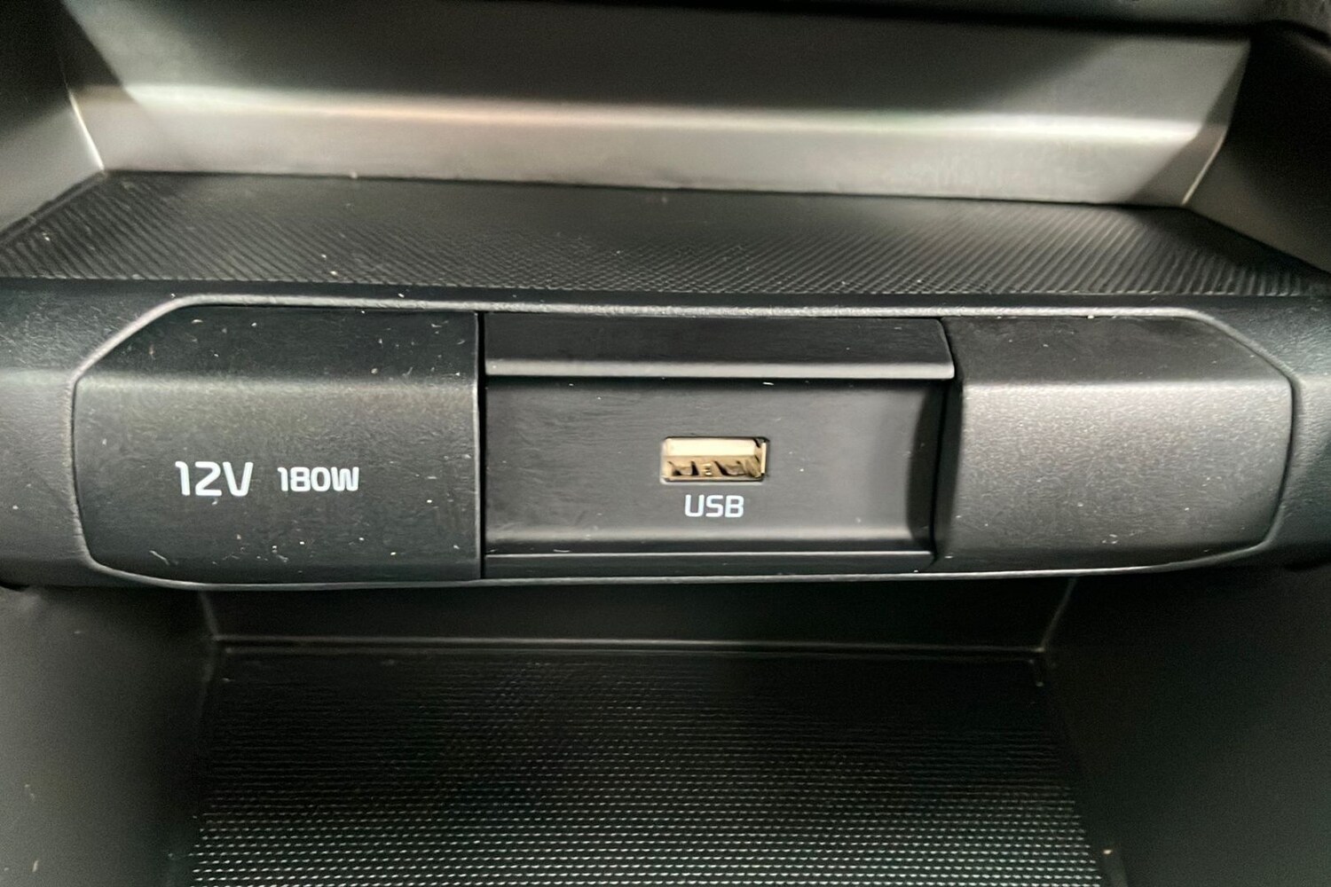 Used Kia Stonic 2025 for sale - 76477676: Photo 41