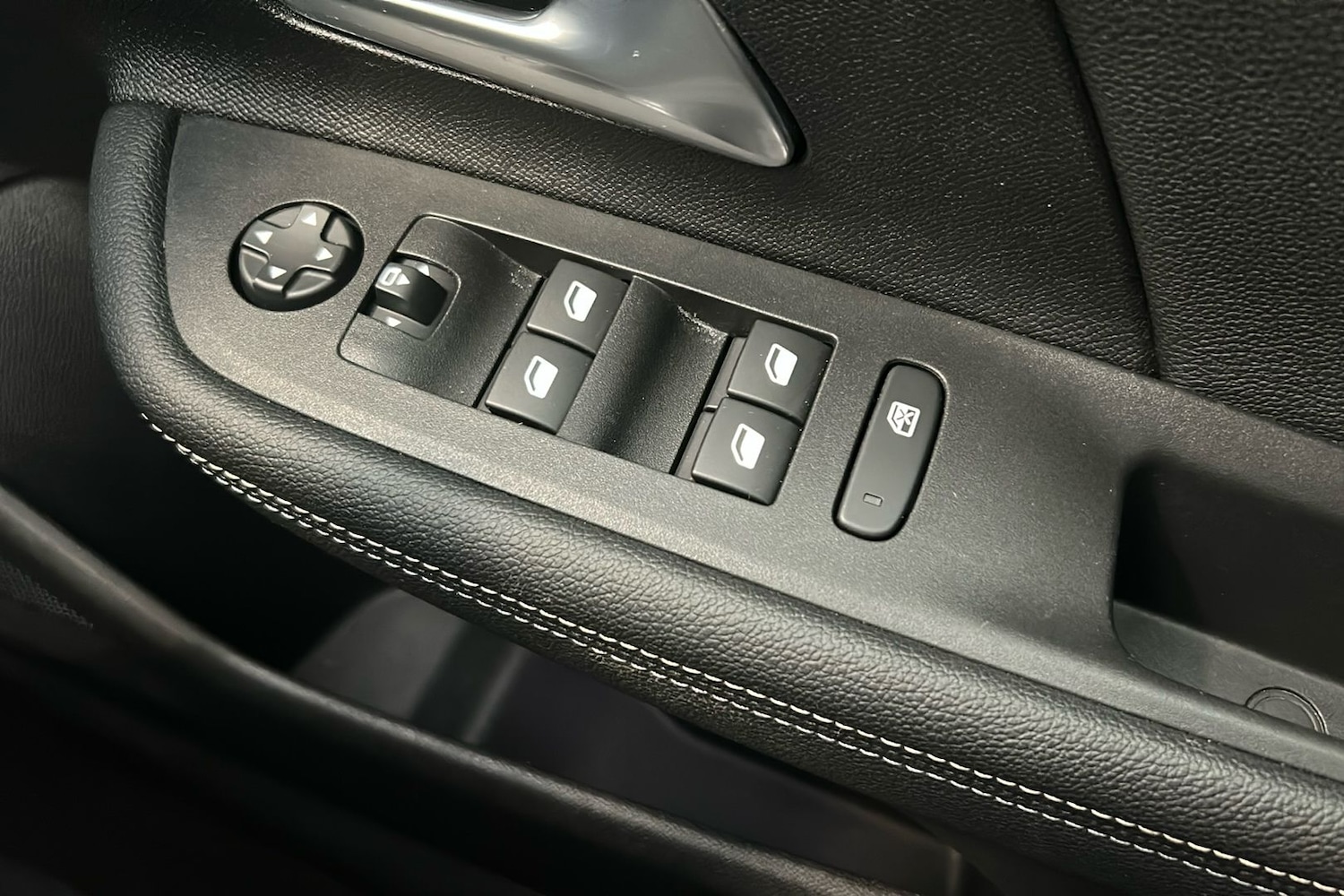 Used Vauxhall Mokka 2025 for sale - 77452879: Photo 18