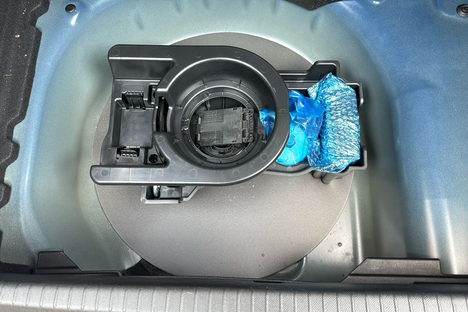 Vehicle 28