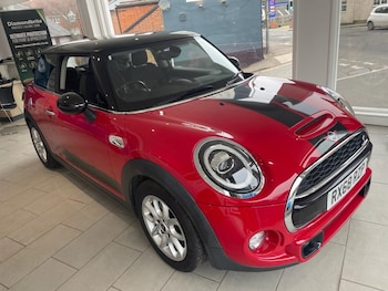 Used MINI Hatch 2019 for sale - 77780167: Photo
