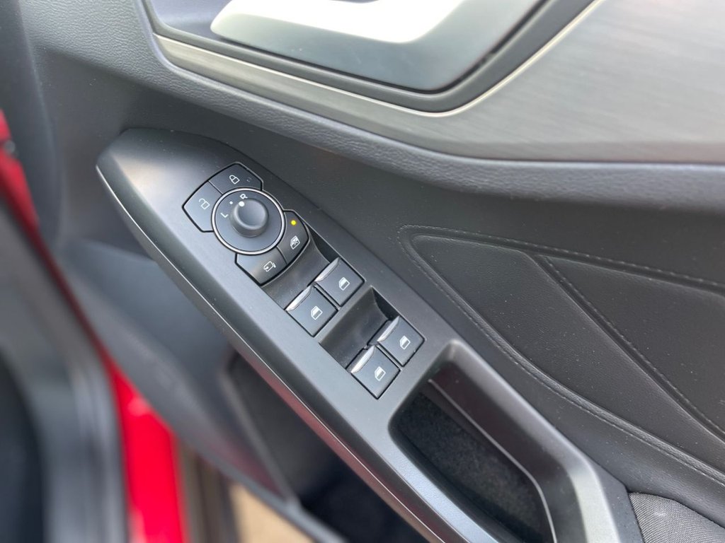 Used Ford Focus 2023 for sale - 76618032: Photo 19