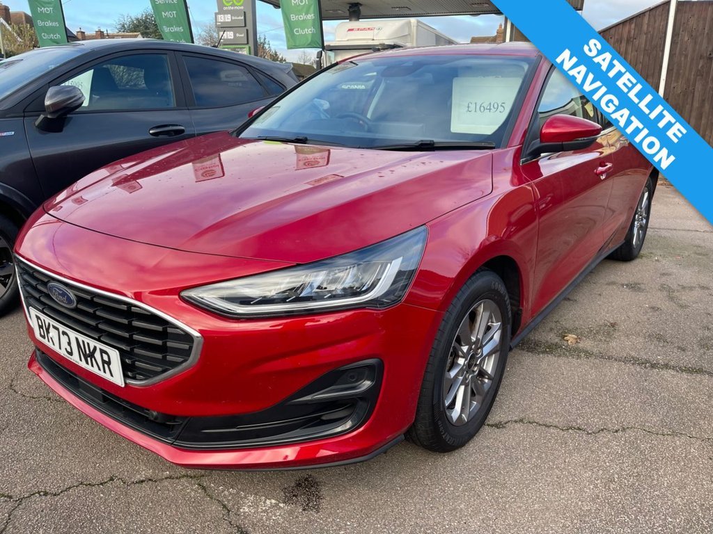 Used Ford Focus 2023 for sale - 76618032: Photo 2