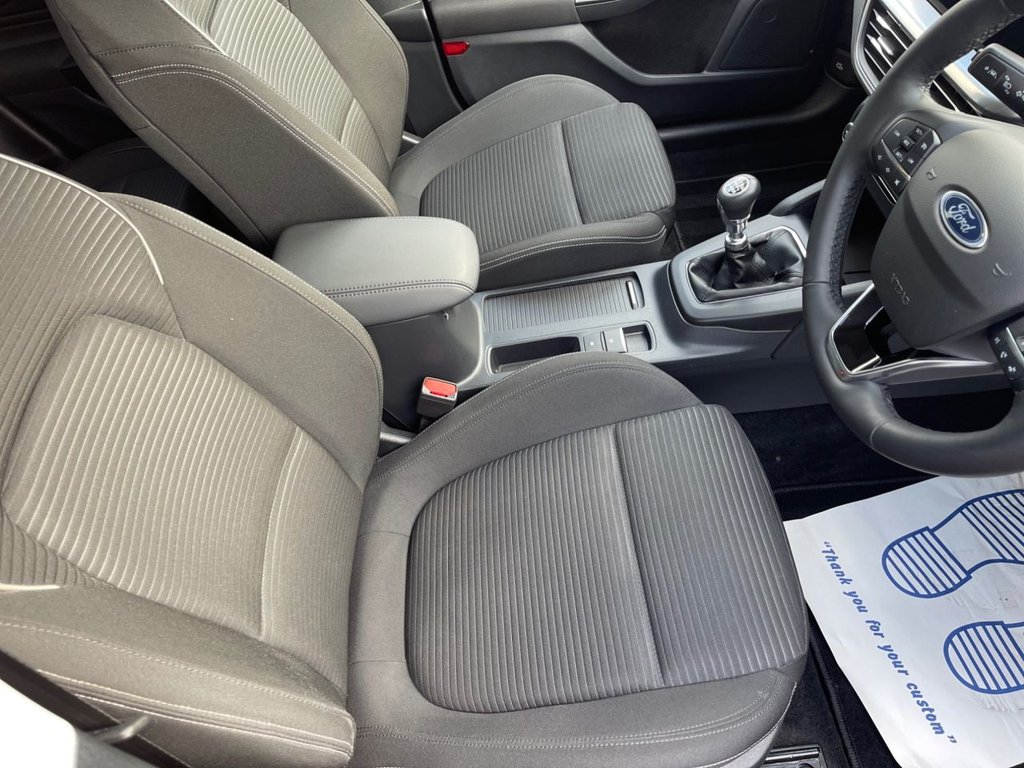 Used Ford Focus 2023 for sale - 76618032: Photo 3