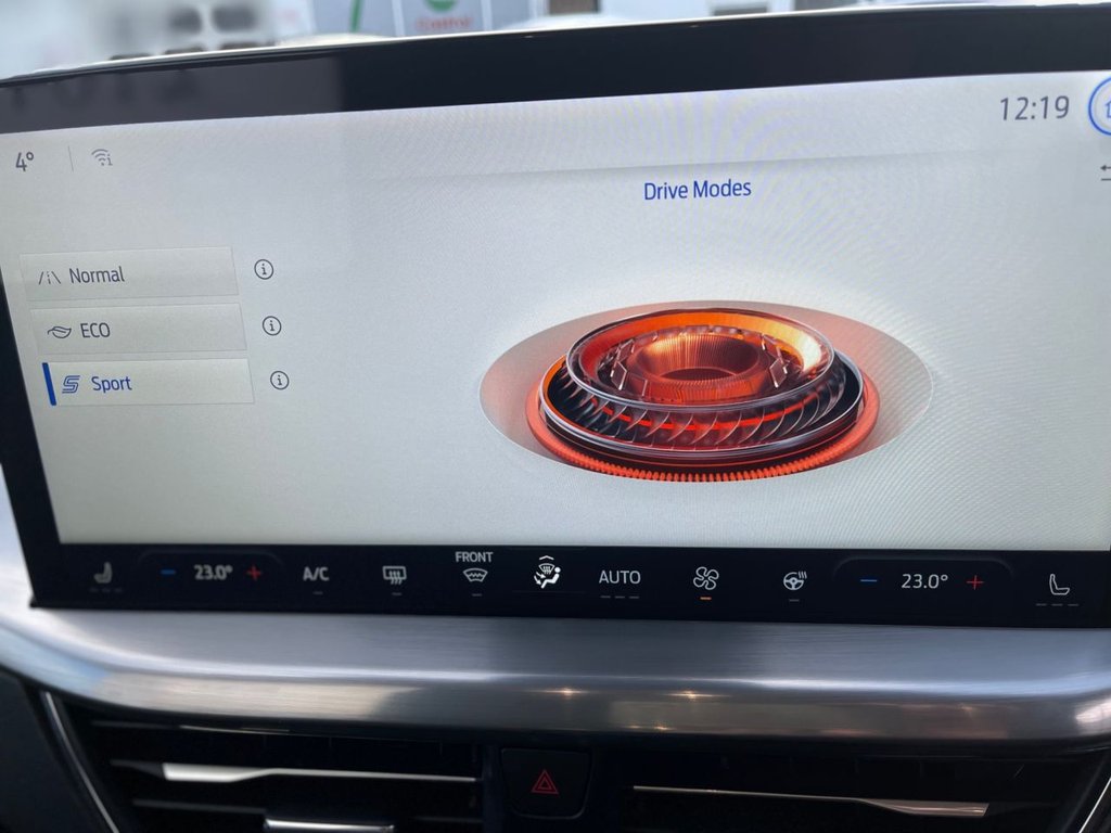 Used Ford Focus 2023 for sale - 76618032: Photo 32