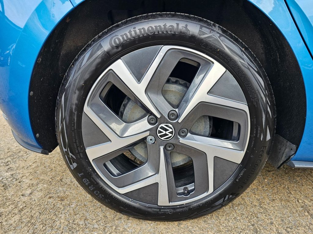 Used Volkswagen ID.3 2024 for sale - 76617231: Photo 11