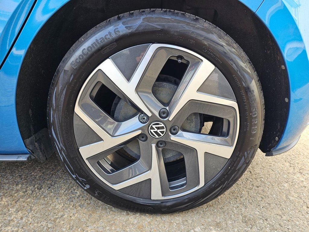 Used Volkswagen ID.3 2024 for sale - 76617231: Photo 12