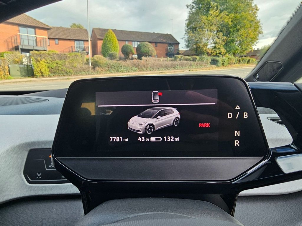 Used Volkswagen ID.3 2024 for sale - 76617231: Photo 22