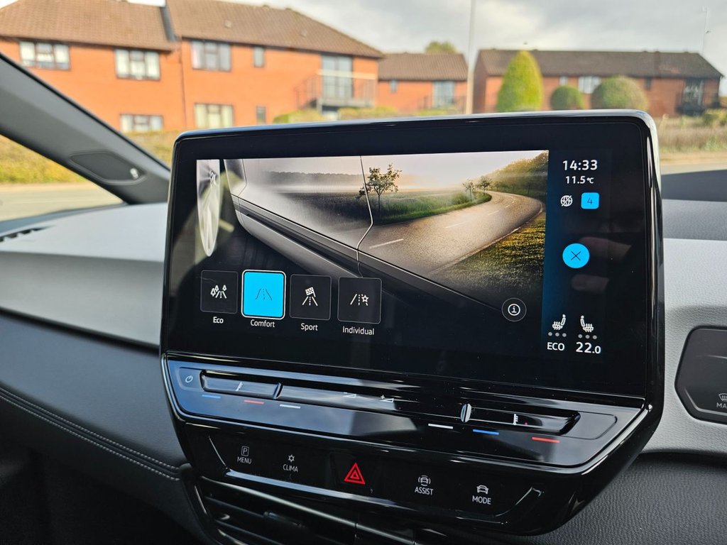 Used Volkswagen ID.3 2024 for sale - 76617231: Photo 39