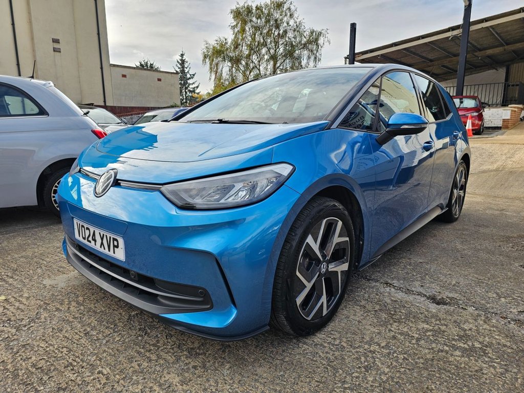 Used Volkswagen ID.3 2024 for sale - 76617231: Photo 4