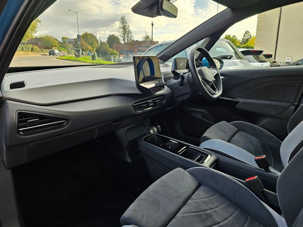 Used Volkswagen ID.3 2024 for sale - 76617231: Photo 45
