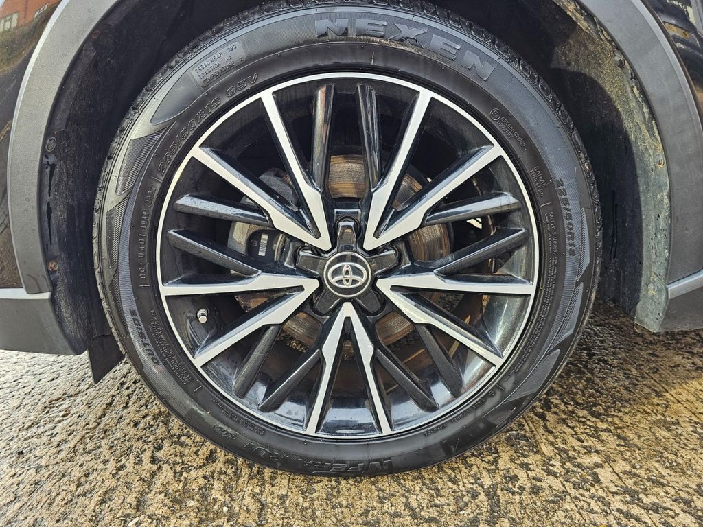 Used Toyota C-HR 2017 for sale - 76617968: Photo 15