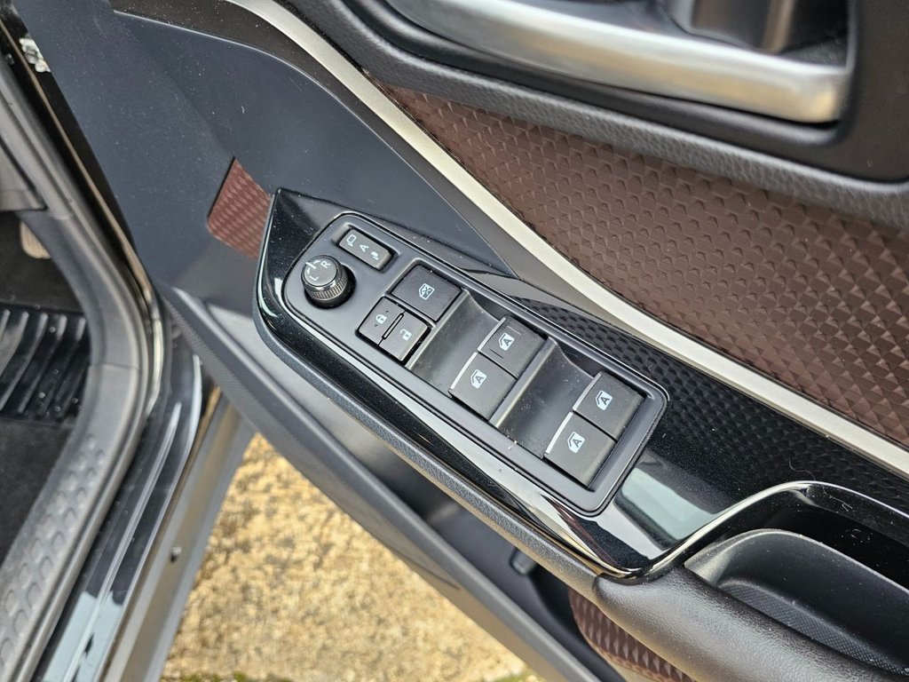 Used Toyota C-HR 2017 for sale - 76617968: Photo 20