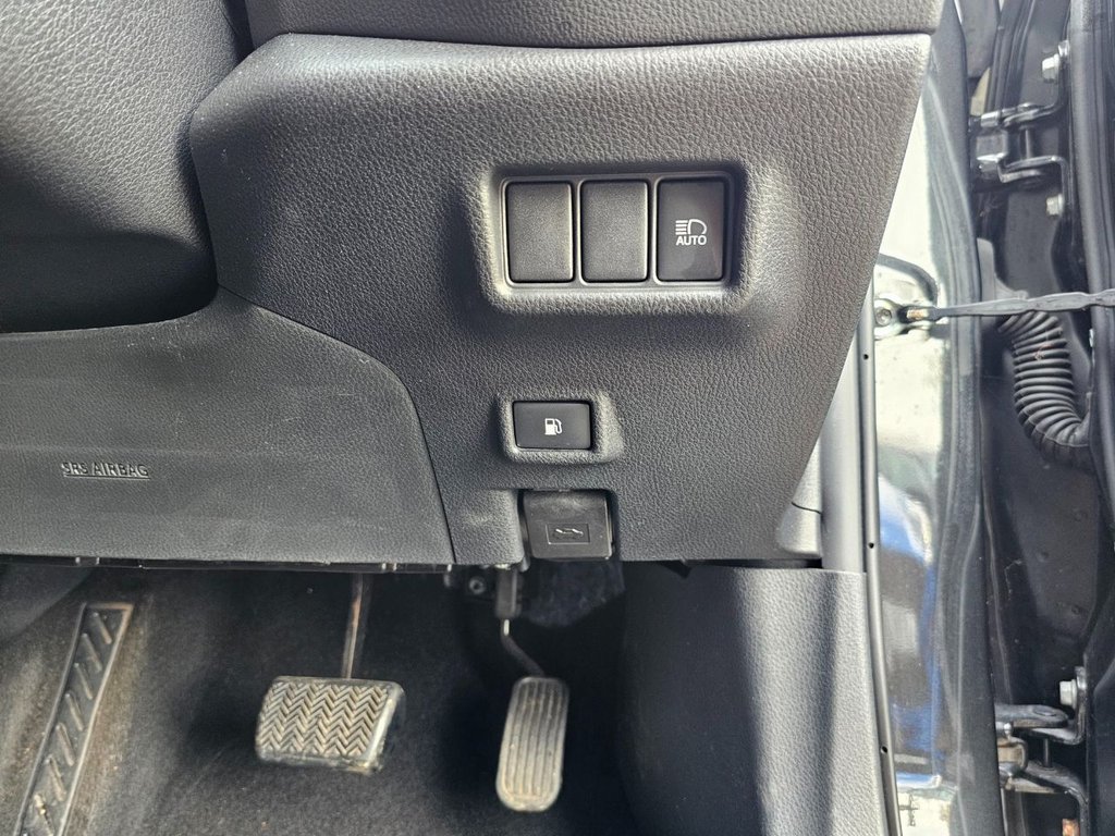 Used Toyota C-HR 2017 for sale - 76617968: Photo 24