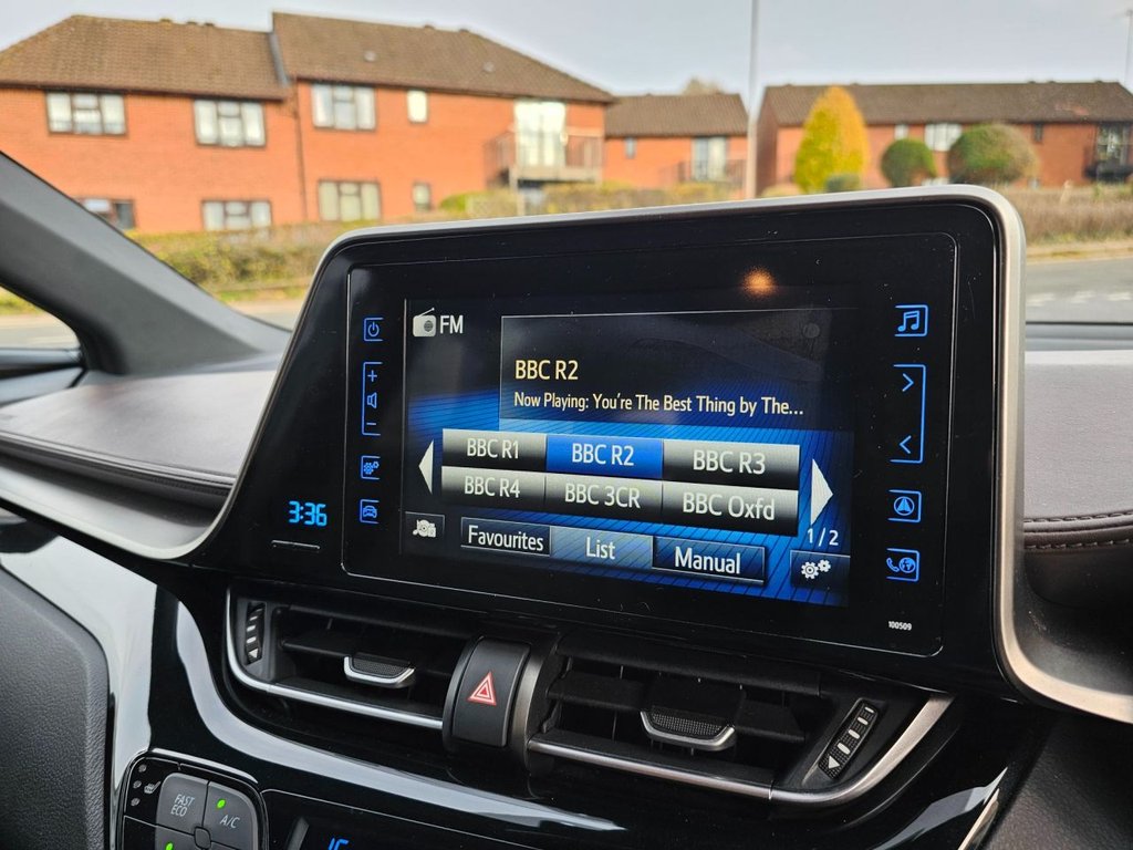 Used Toyota C-HR 2017 for sale - 76617968: Photo 33