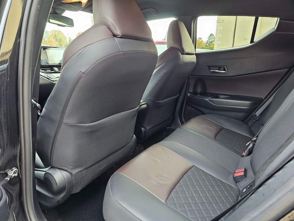 Used Toyota C-HR 2017 for sale - 76617968: Photo 42