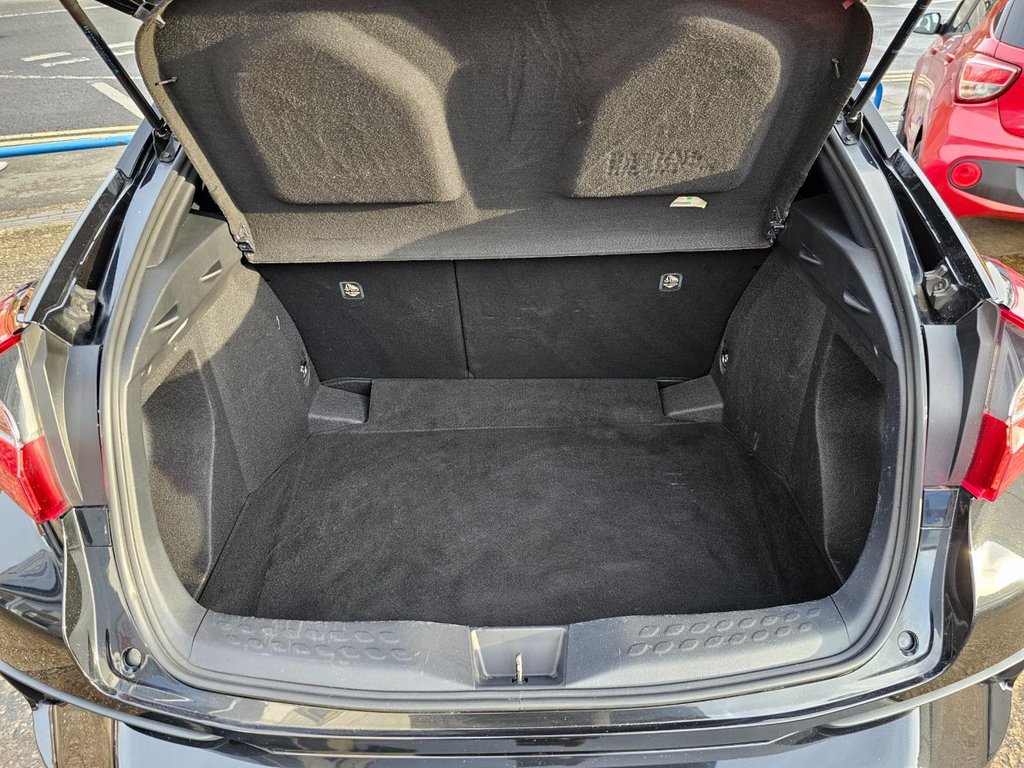 Used Toyota C-HR 2017 for sale - 76617968: Photo 49