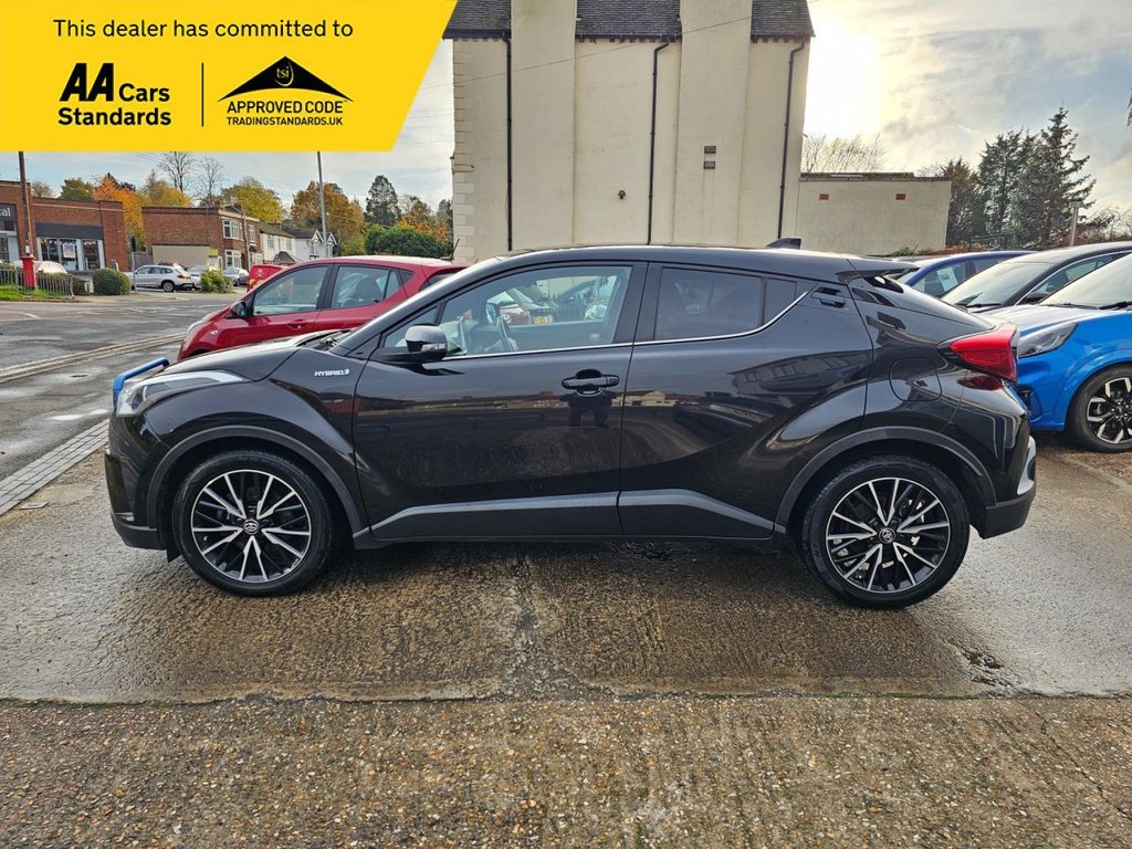 Used Toyota C-HR 2017 for sale - 76617968: Photo 6