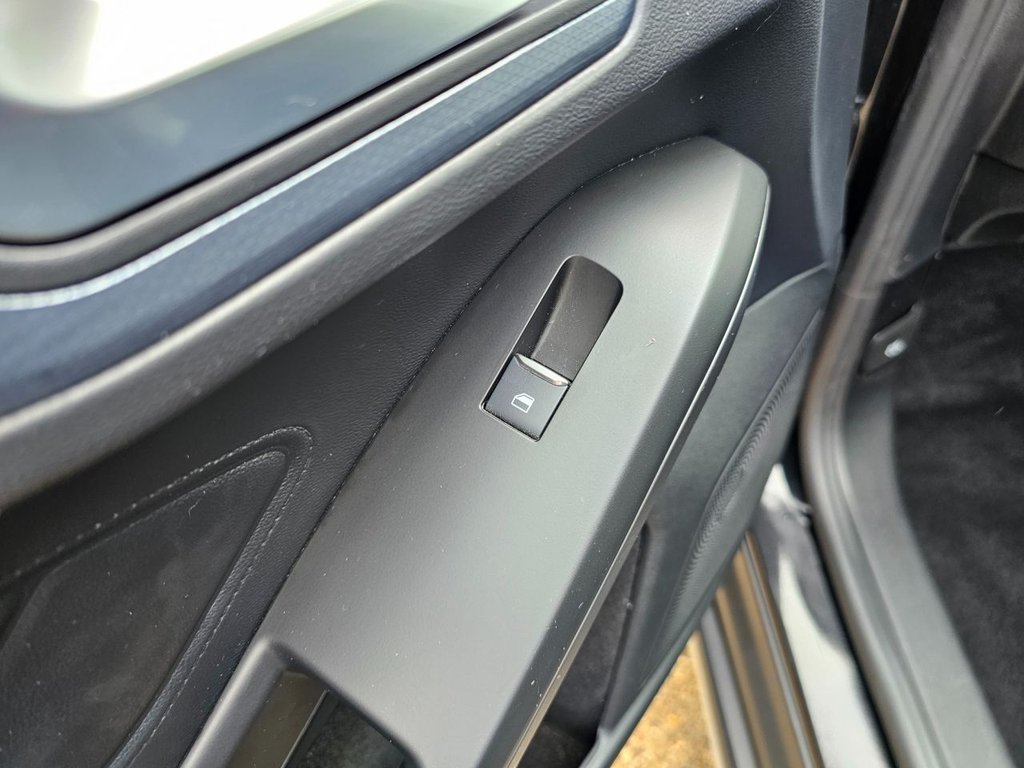 Used Ford Focus 2023 for sale - 76617312: Photo 40